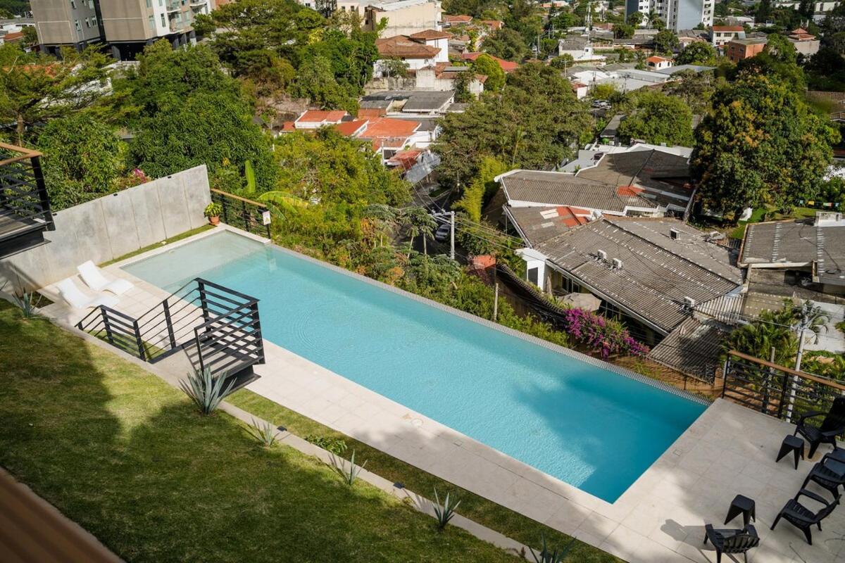 Open Space Concept That Allows For Multiple Places To Hang Out San Salvador Exterior photo