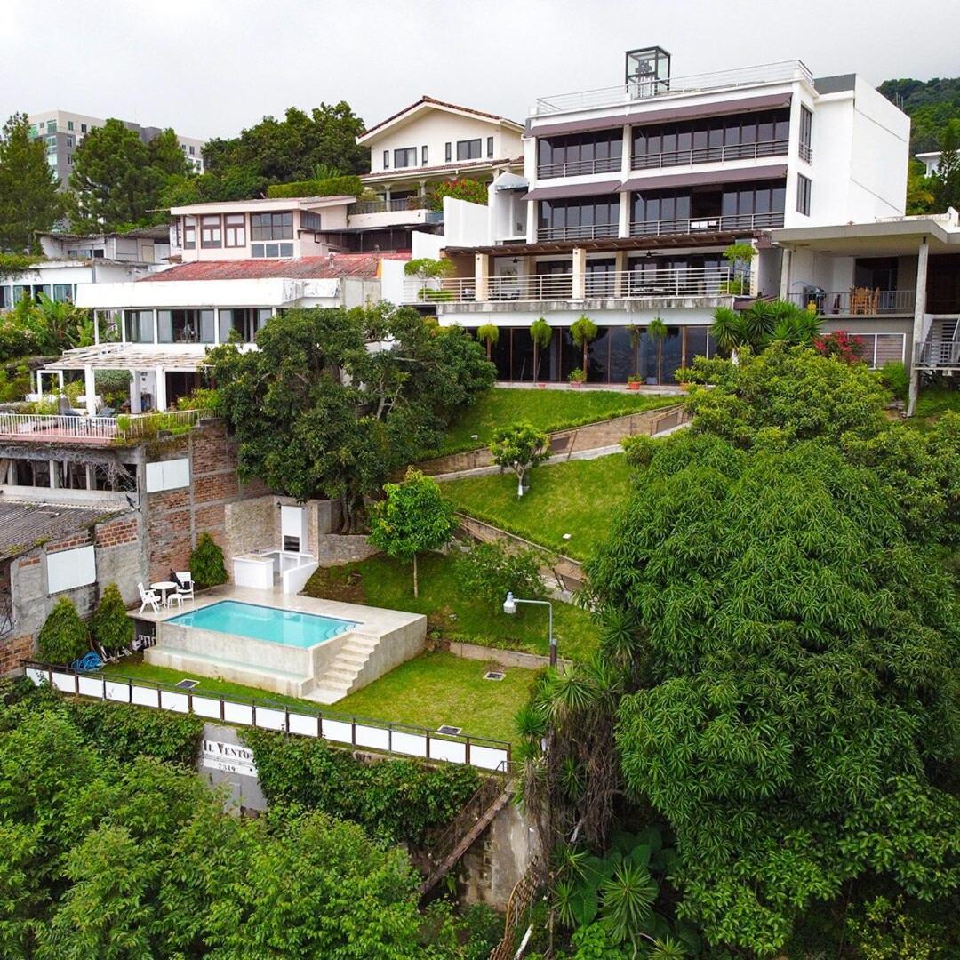 Open Space Concept That Allows For Multiple Places To Hang Out San Salvador Exterior photo
